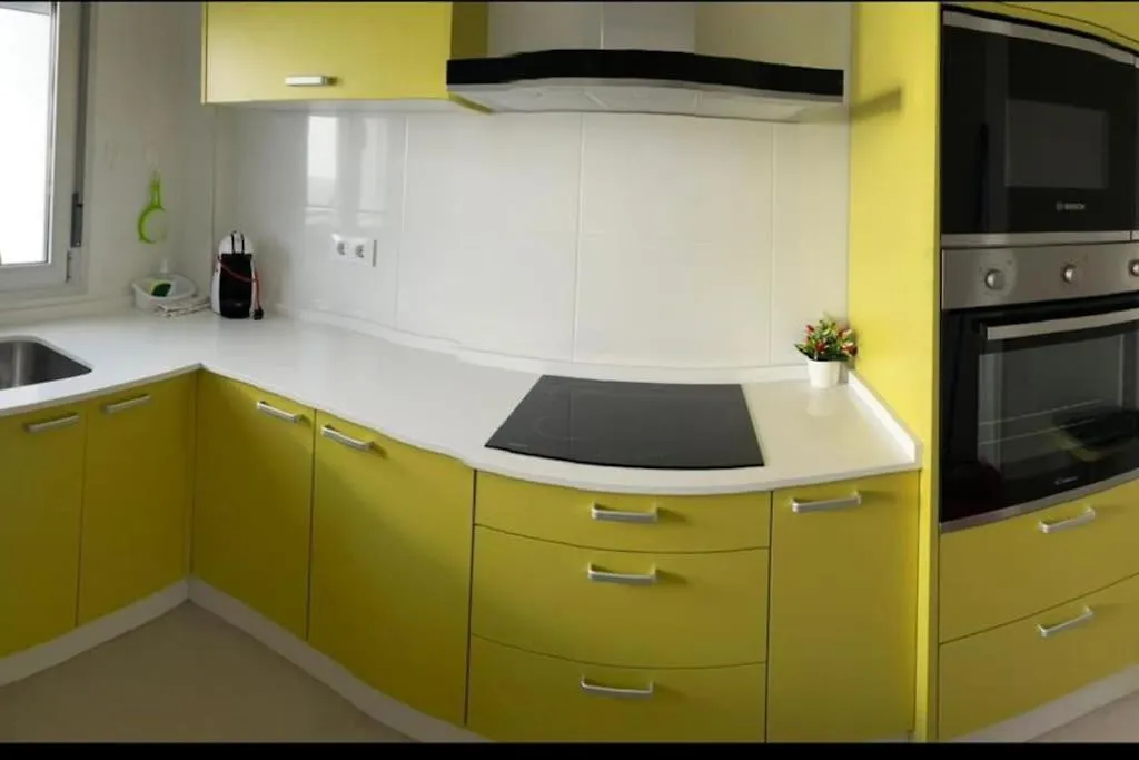 Av. Rio De Barbate 17 Apartment