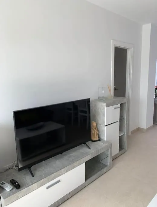 Av. Rio De Barbate 17 Apartment 0*,