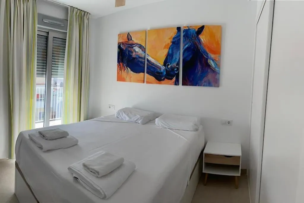 Av. Rio De Barbate 17 Apartment